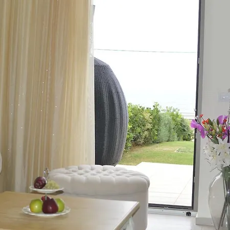 Sea View Beachfront Maria גובס