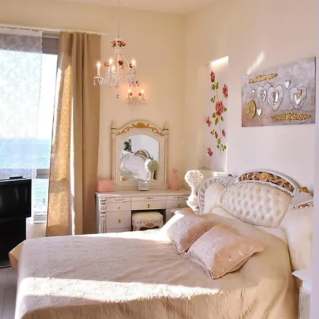 Sea View Beachfront Maria *