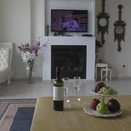 וילה Sea View Beachfront Maria גובס